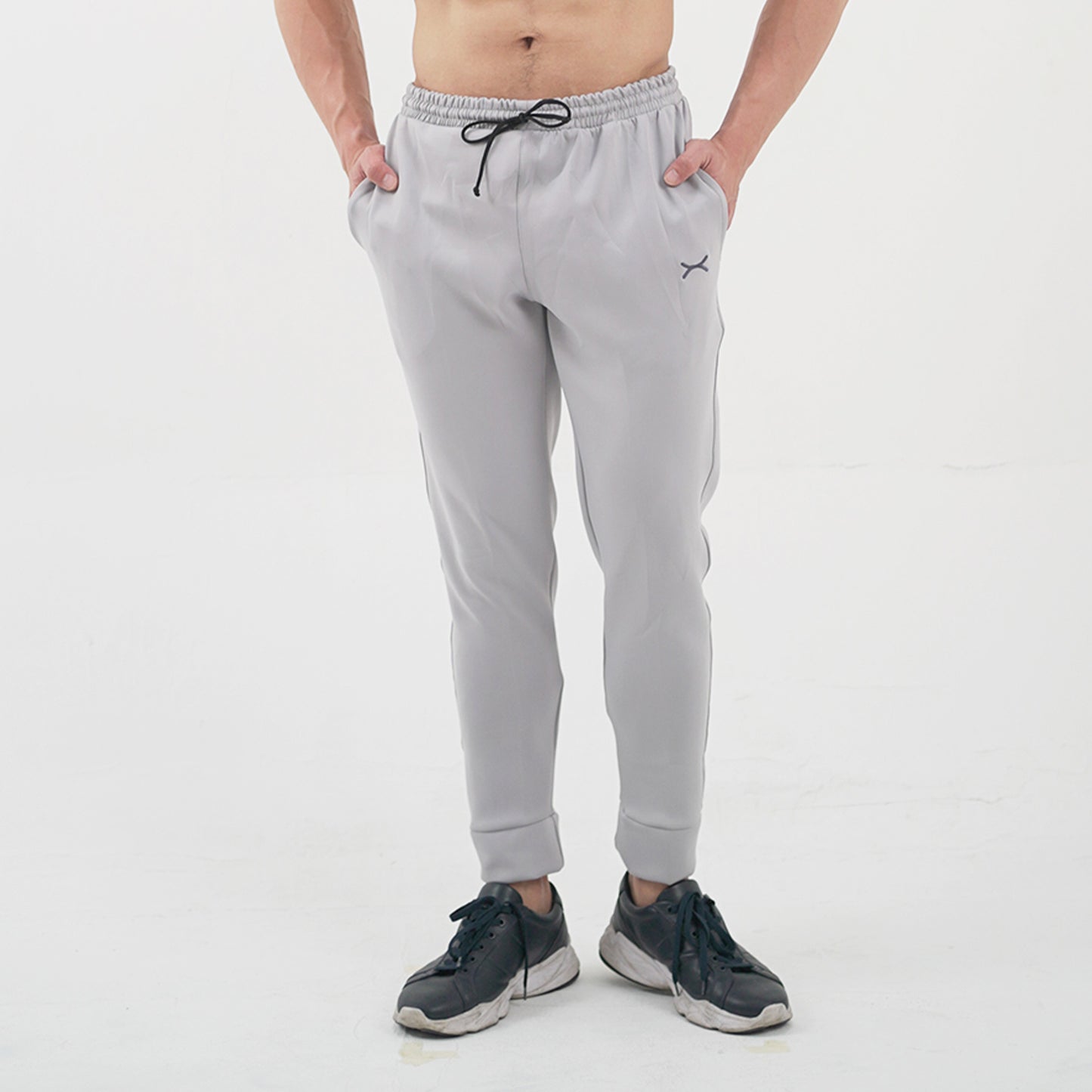 Jogger Essential series Celana Gym Lari Sepeda FCS-022